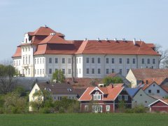 Grossansicht in neuem Fenster: Schloss Bertoldsheim 2017